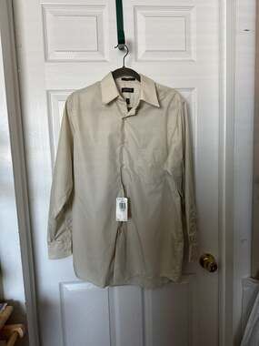 NWT Arrow Men's Long Sleeve Poplin Dress Shirt, Ivory, Size 15 32-33